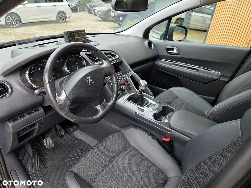 Peugeot 3008 - 11