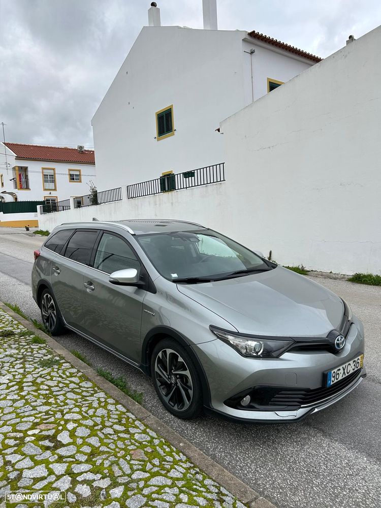 Toyota Auris Touring Sports - 4