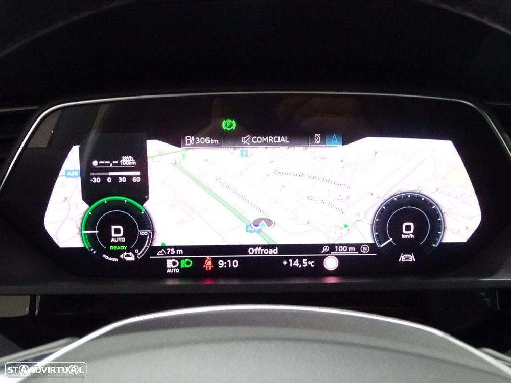 Audi Q8 e-Tron Sportback 55 quattro Advanced - 17