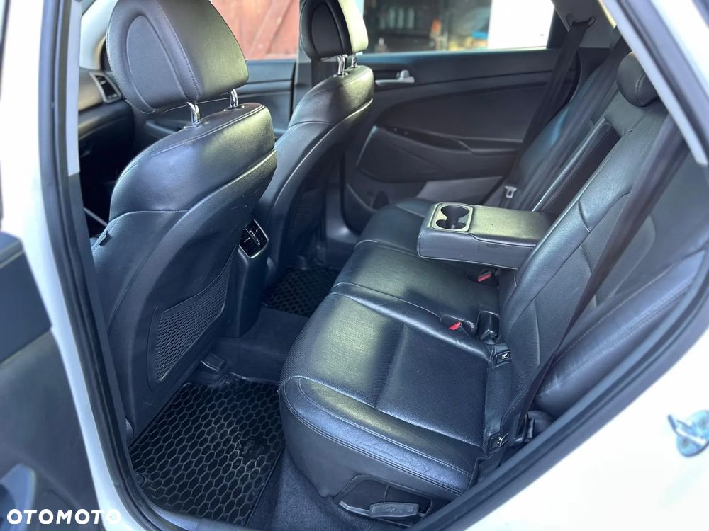 Hyundai Tucson 2.0 CRDi 4WD Automatik Intro Edition - 8