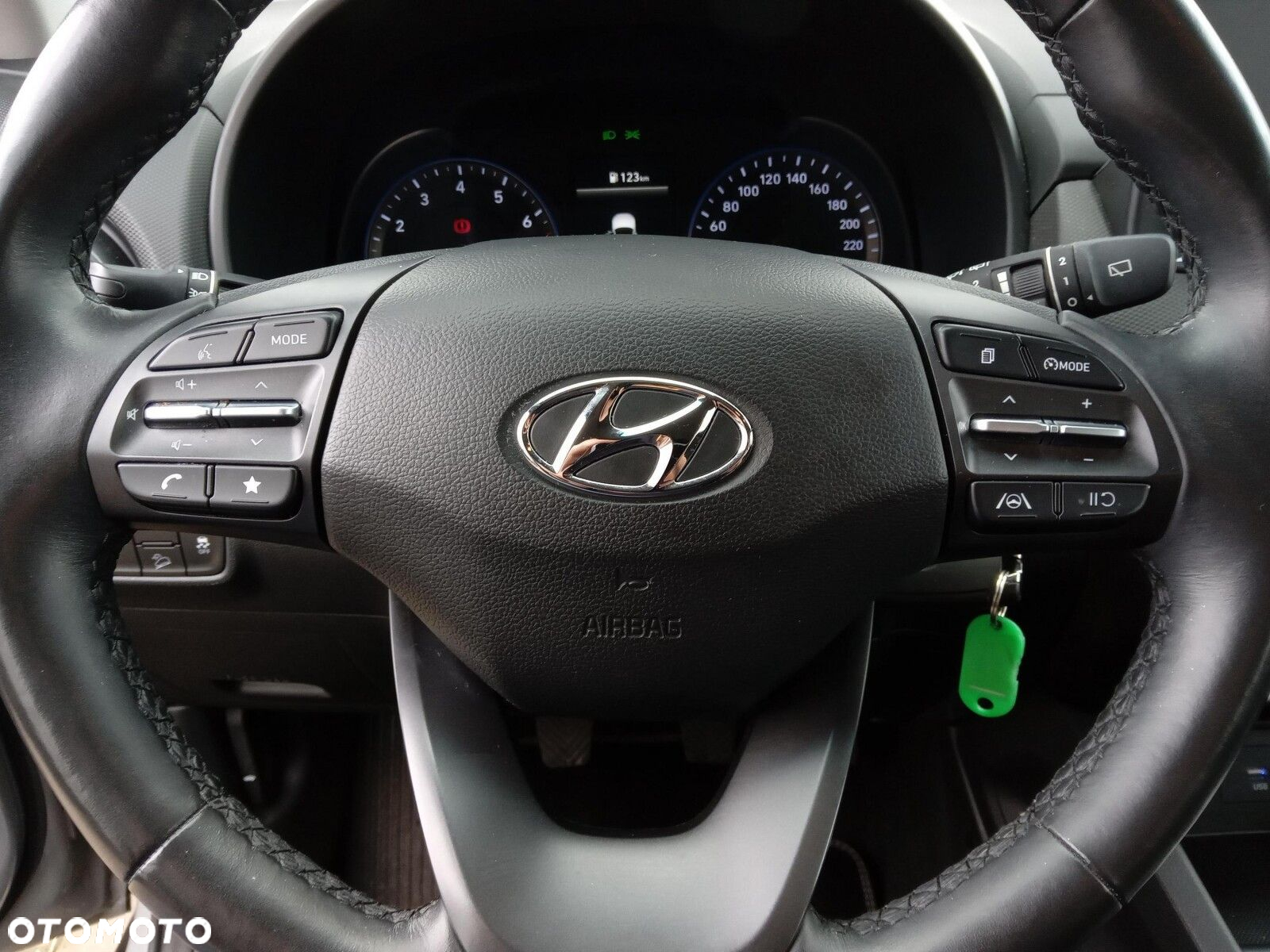 Hyundai Kona - 17