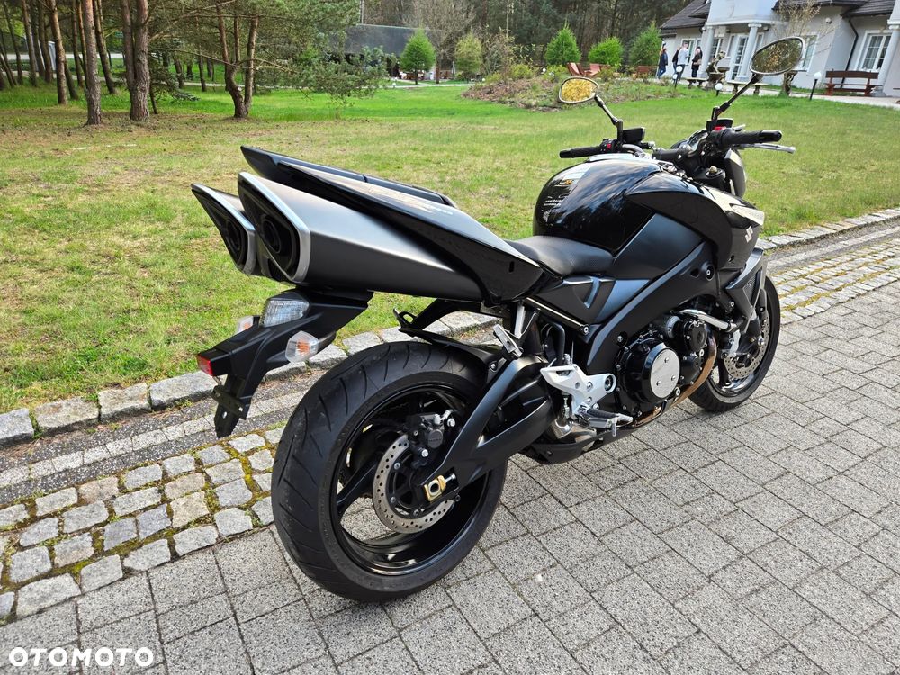 Suzuki GSX - 5