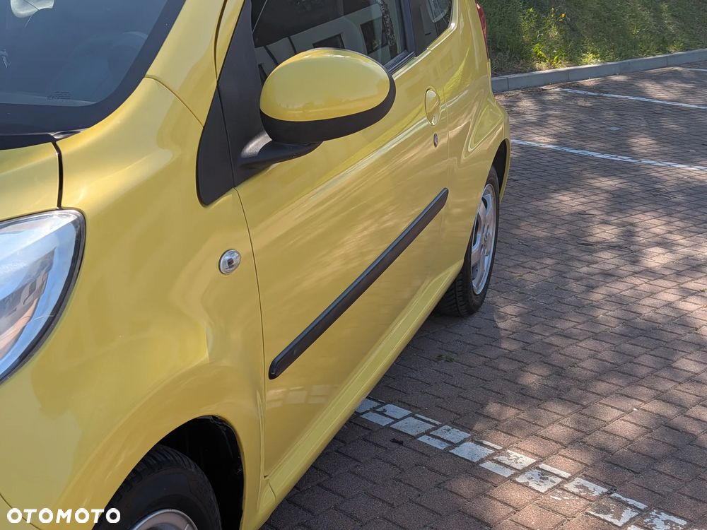 Peugeot 107 1.0 U Move - 15