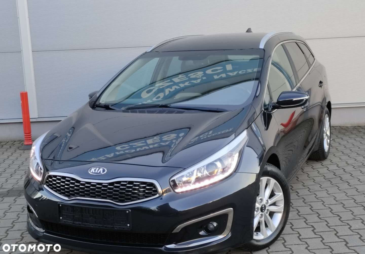 Kia Ceed - 1