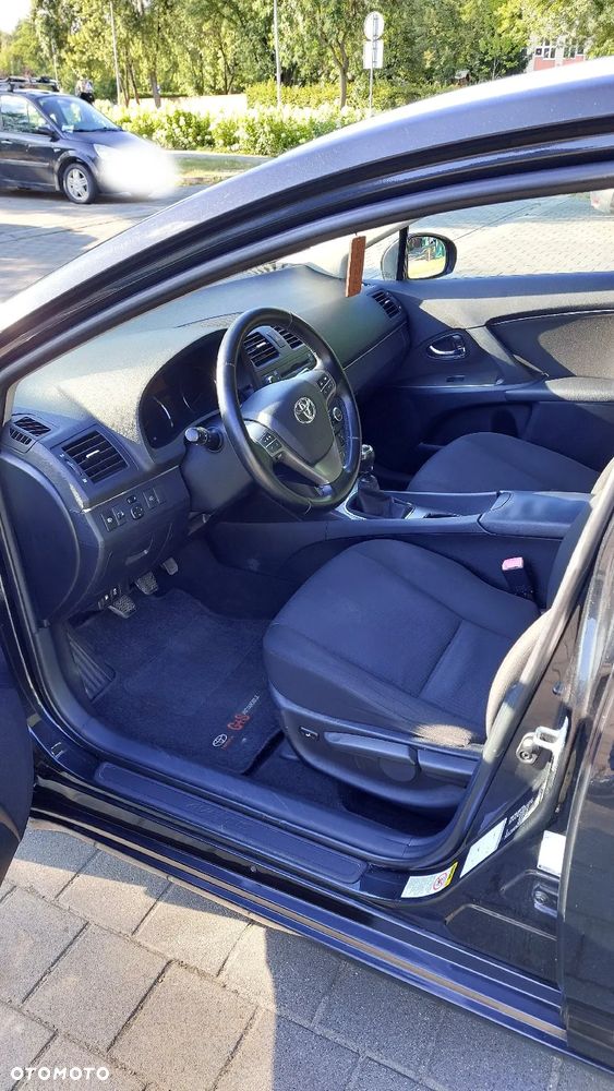 Toyota Avensis 1.8 Life - 5