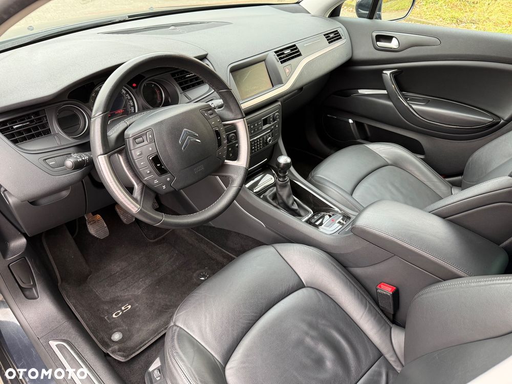 Citroën C5 HDi 135 Exclusive - 17