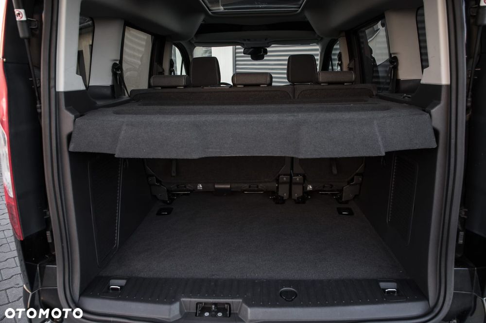 Ford Tourneo Connect 1.0 EcoBoost Start-Stop Titanium - 38