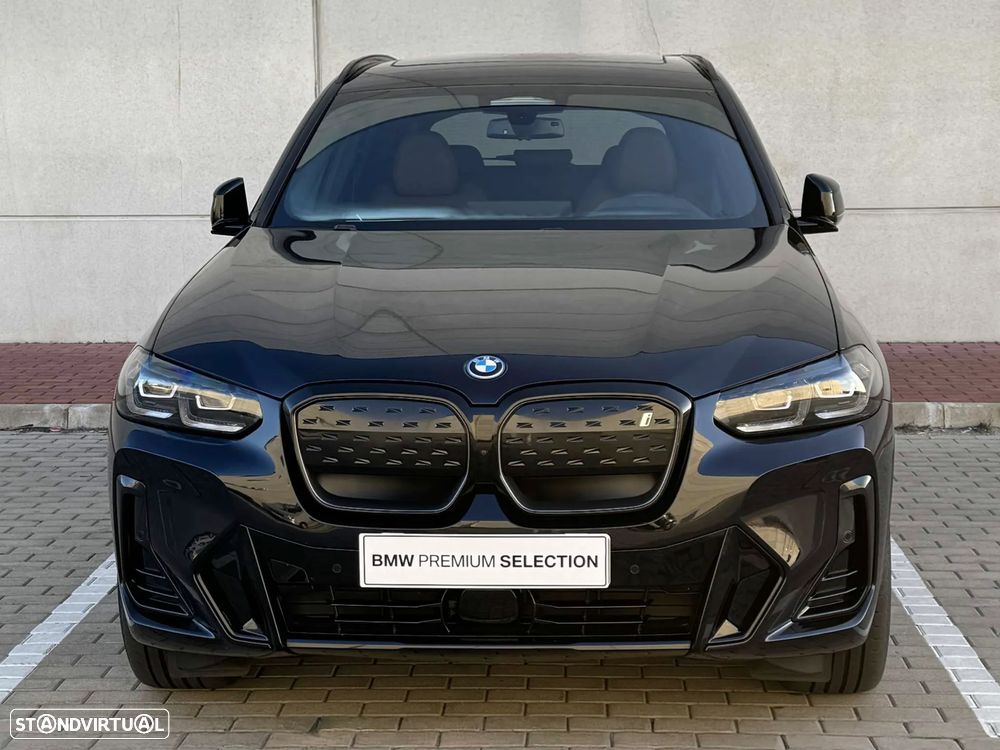 BMW iX3 M Sport Impressive - 2