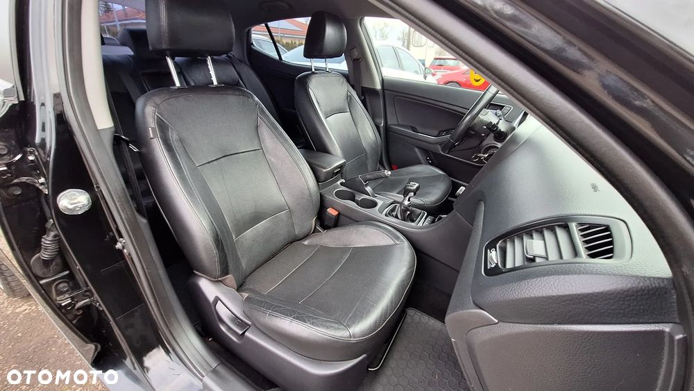 Kia Optima 1.7 CRDi L - 13