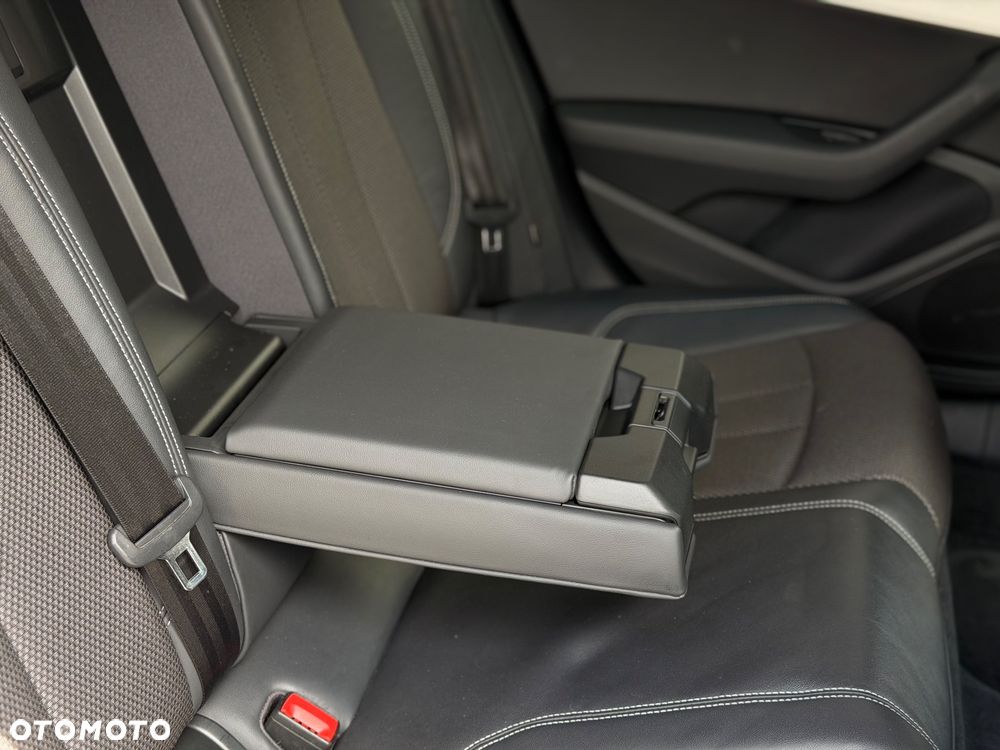 Audi A4 Avant 2.0 TDI DPF clean diesel quattro S tronic S line Sportpaket - 32