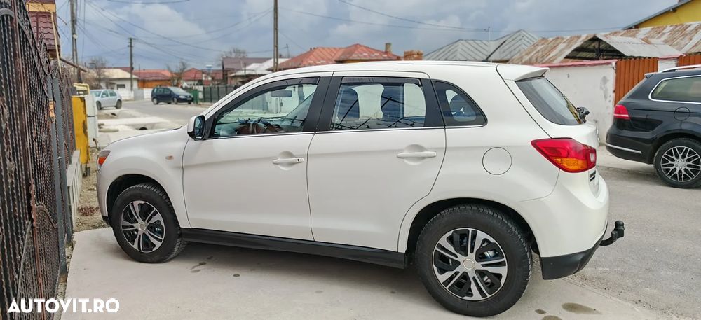 Mitsubishi ASX - 1