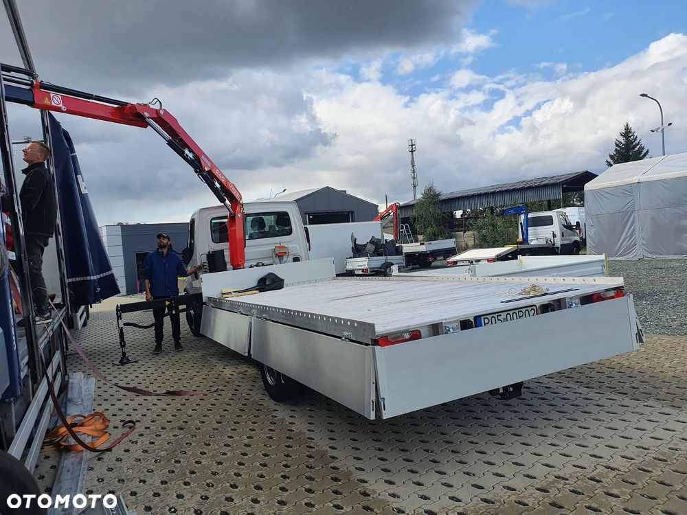 Iveco 50c-35c żuraw, HDS, zestaw do montażu szkła, okien, kamienia, płyt - 19