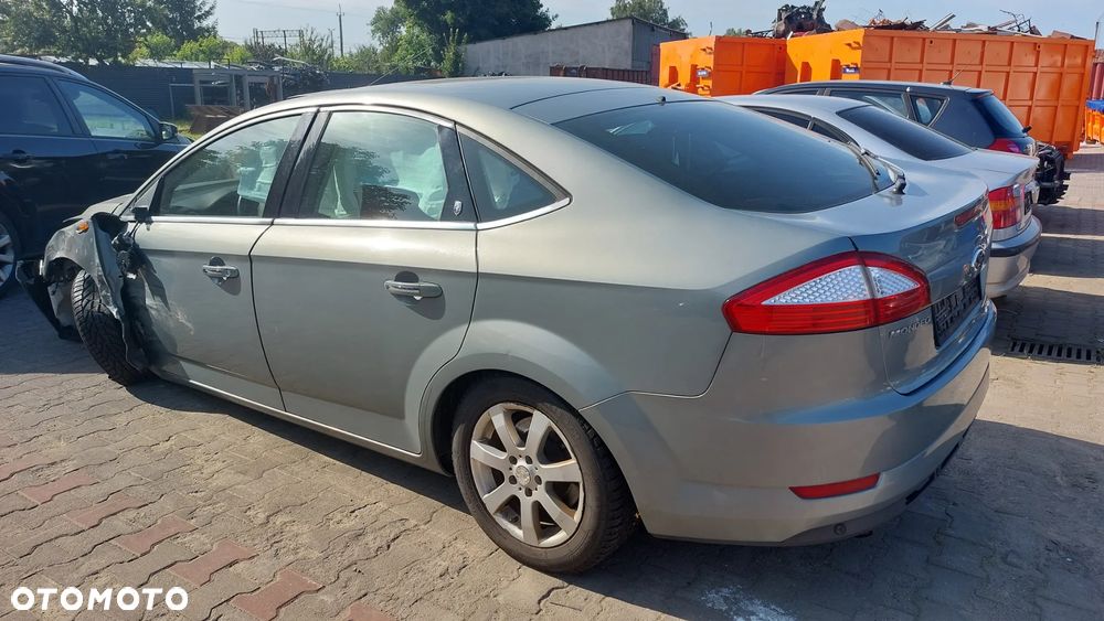 Ford mondeo MK4 2007 benzyna na części lampa klapa drzwi szyby silnik skrzynia lusterko tapicerka - 3