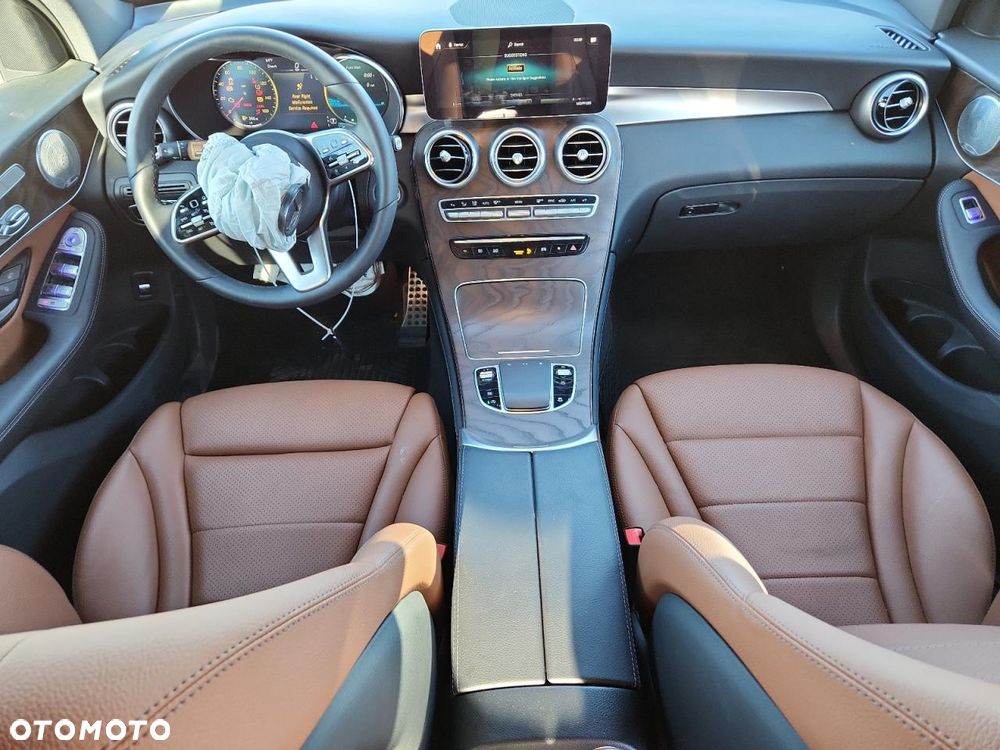 Mercedes-Benz GLC - 8