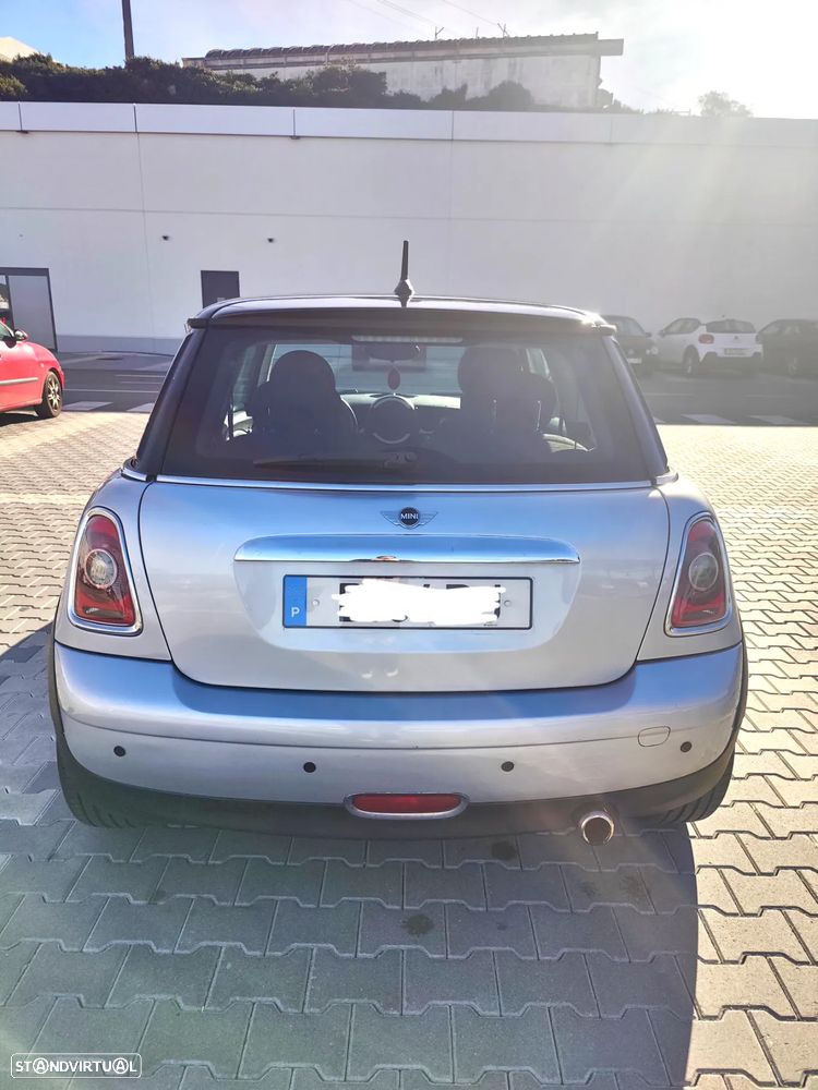 MINI 3 Portas Cooper D - 4