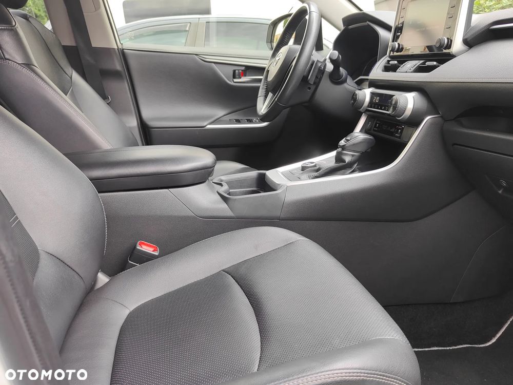 Toyota RAV4 - 30