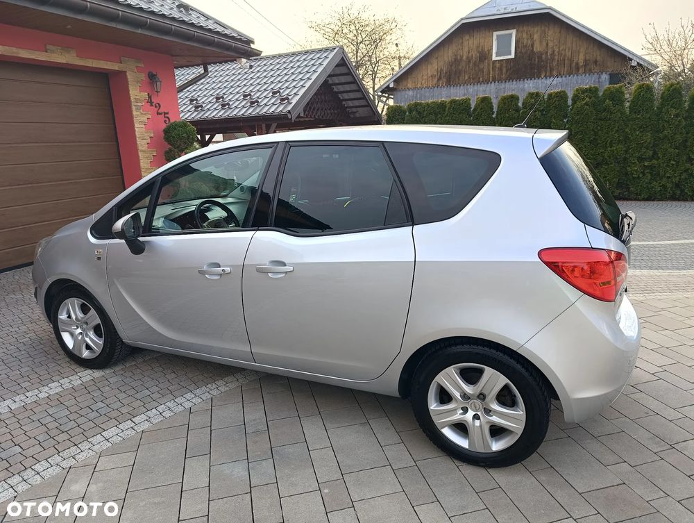 Opel Meriva 1.4 T Enjoy - 11