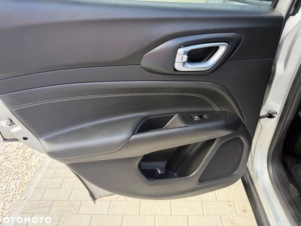 Jeep Compass 1.5 T4 mHEV Limited FWD S&S DCT - 28