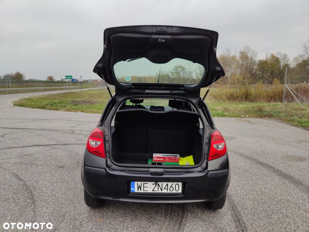 Renault Clio 1.2 16V 75 Dynamique - 4