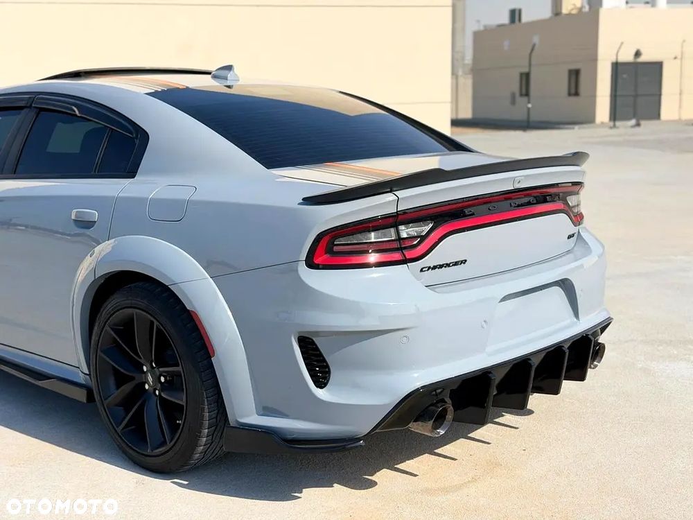 Dodge Charger - 7
