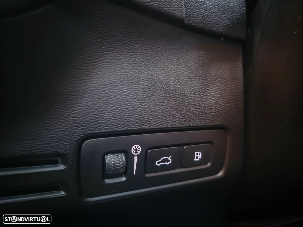 Volvo XC 40 1.5 T4 PHEV Inscription Expression - 42