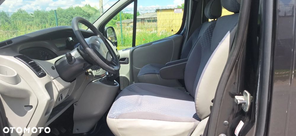 Renault Trafic - 10