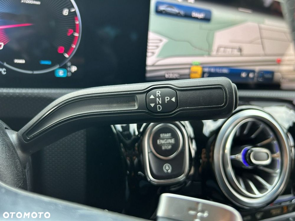 Mercedes-Benz CLA - 17