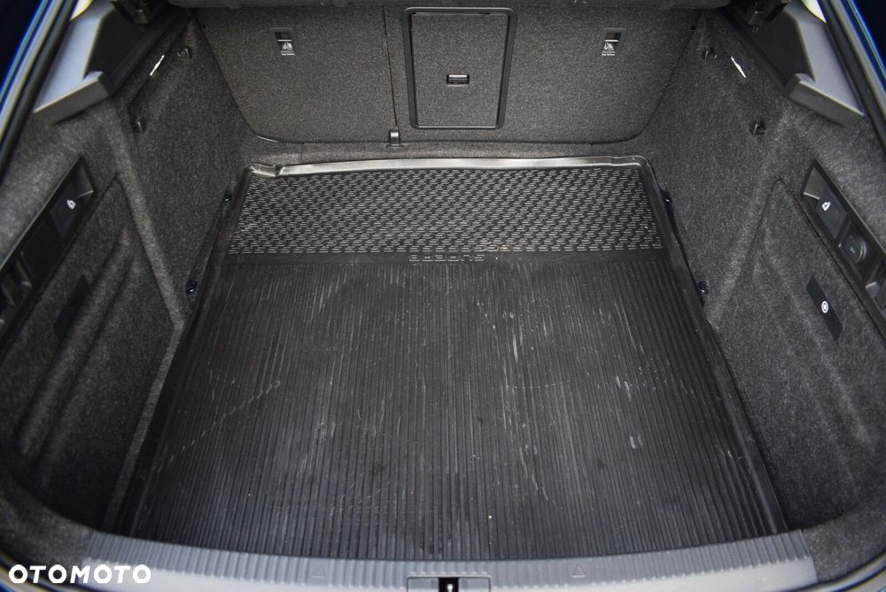 Skoda Superb 1.5 TSI ACT Style DSG - 32