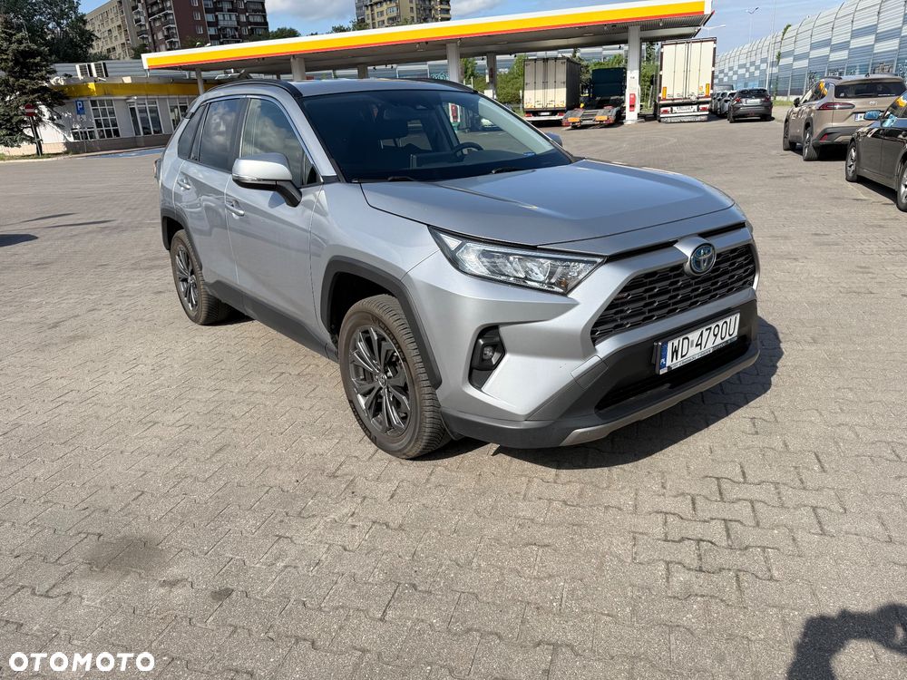 Toyota RAV4 - 1