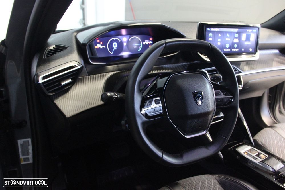 Peugeot 2008 1.2 Hybrid Allure e-DCS6 - 8