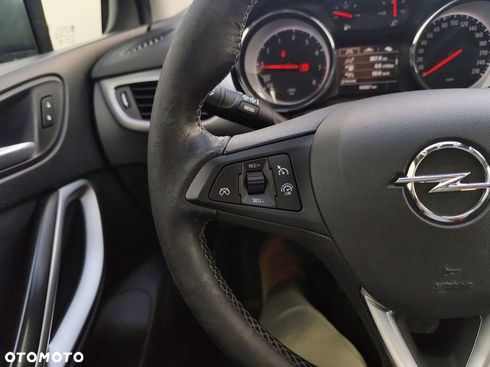 Opel Astra 1.2 T Edition S&S - 20