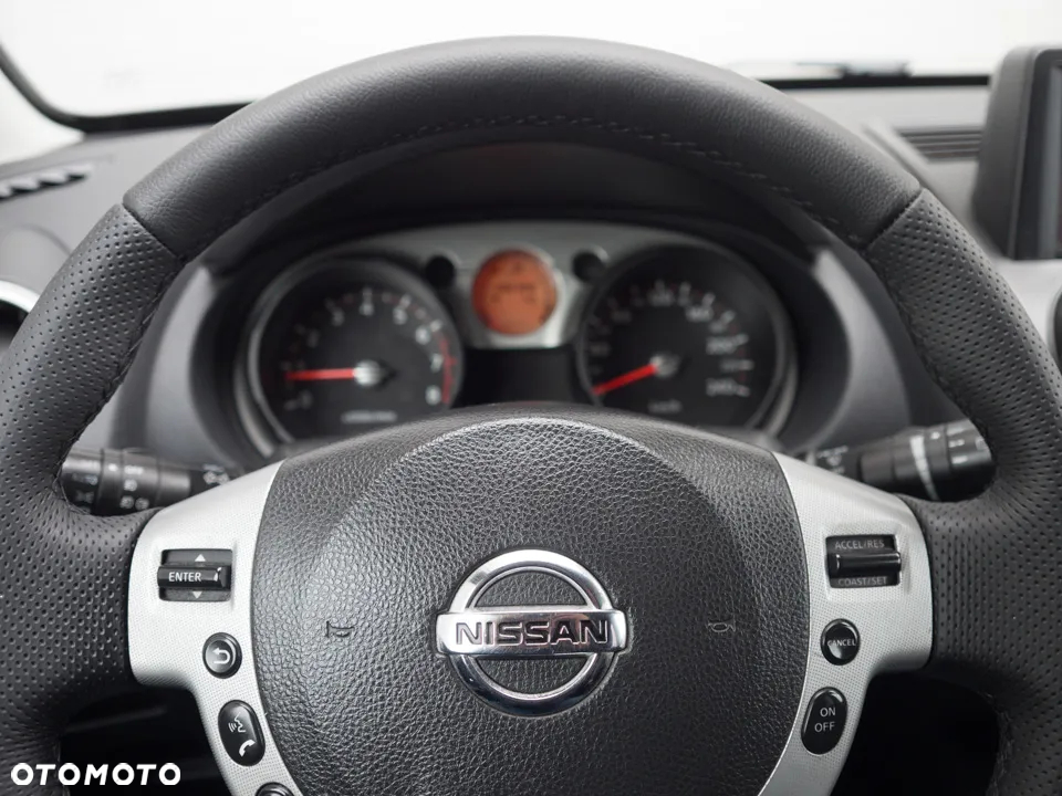 Nissan Qashqai 2.0 4x4 Tekna - 16