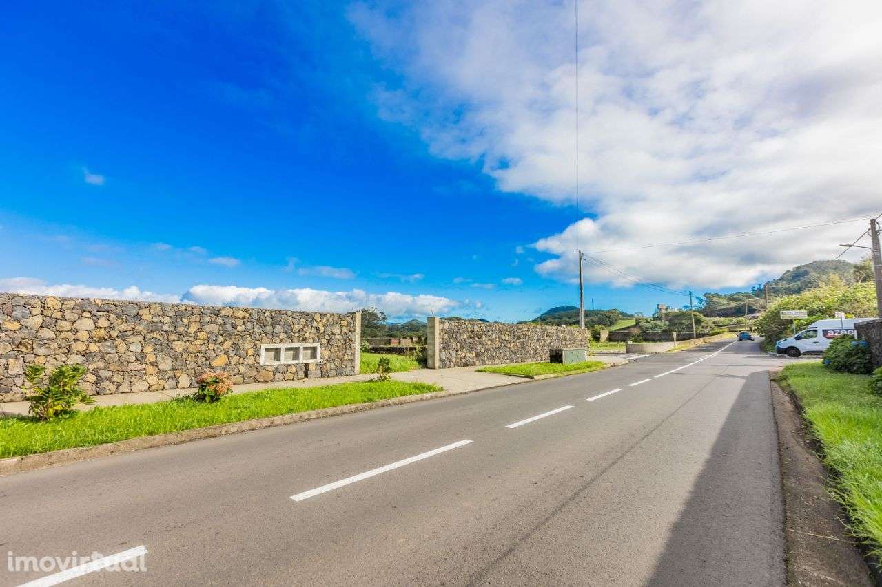 Lote no Pico da Pedra - Grande imagem: 3/4