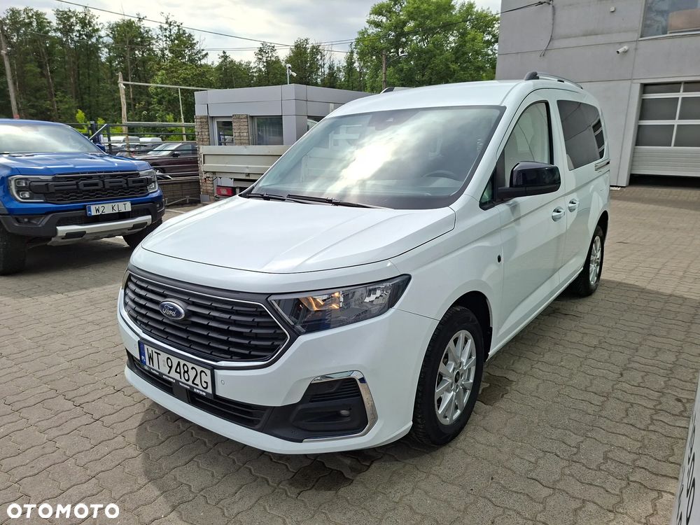 Ford Tourneo Connect 1.5 EcoBoost Trend - 26