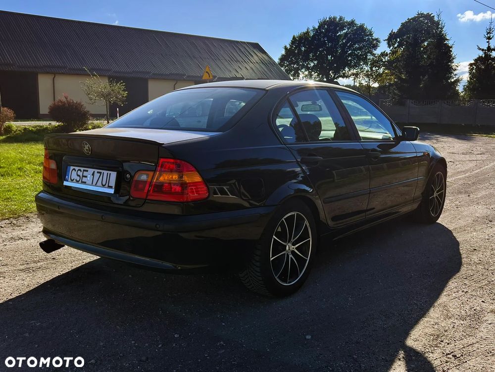 BMW Seria 3 318i - 9