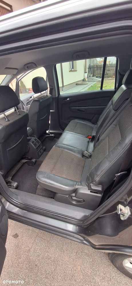Opel Zafira - 8