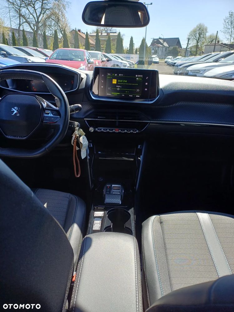 Peugeot 2008 1.2 PureTech Allure Pack S&S EAT8 - 21