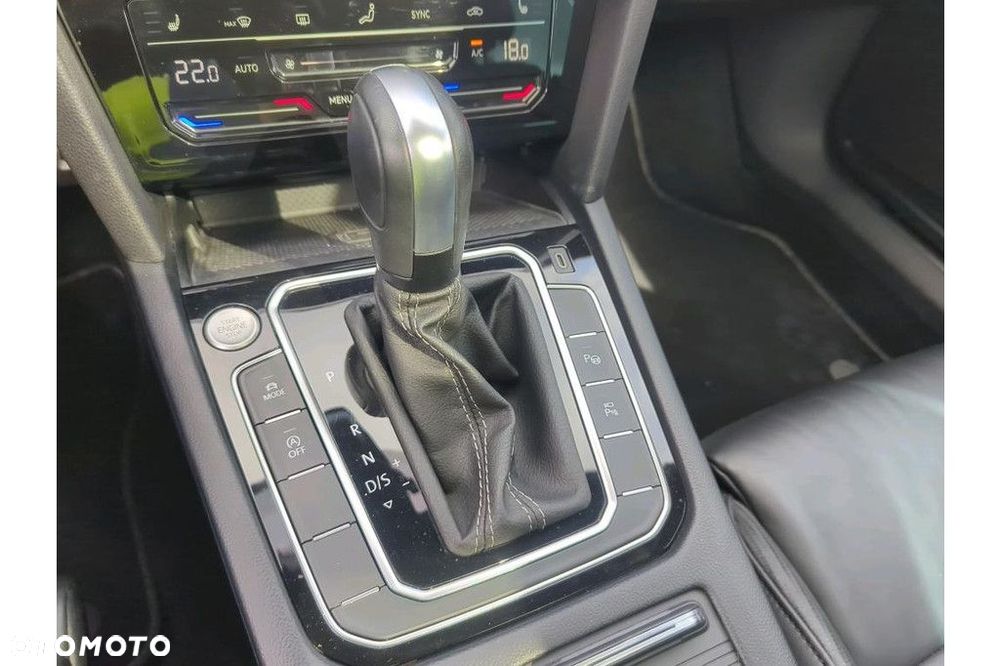 Volkswagen Passat Variant - 10