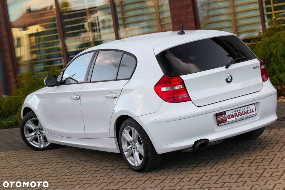 BMW Seria 1 116i - 13