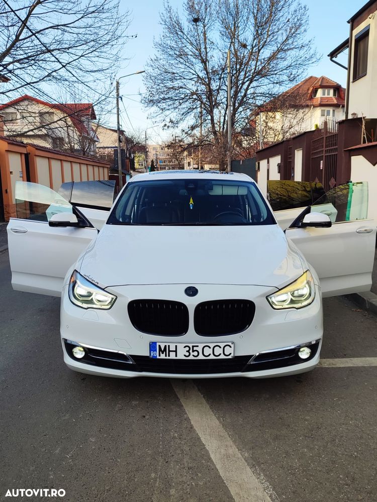 BMW Seria 5 530d xDrive Aut. Luxury Line - 1