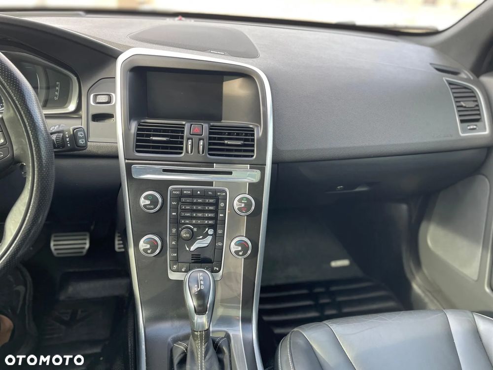 Volvo XC 60 T6 AWD Geartronic Linje Inscription - 15