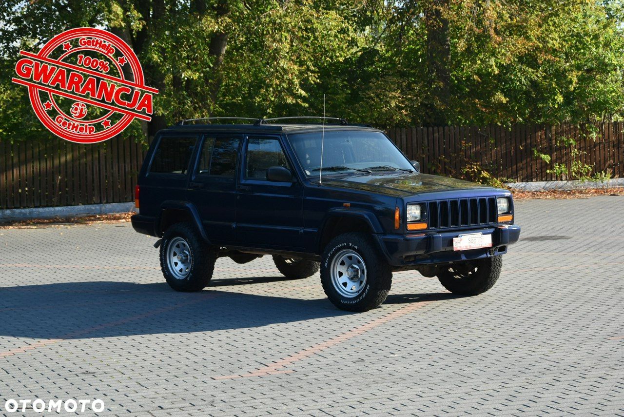 Jeep Cherokee - 1