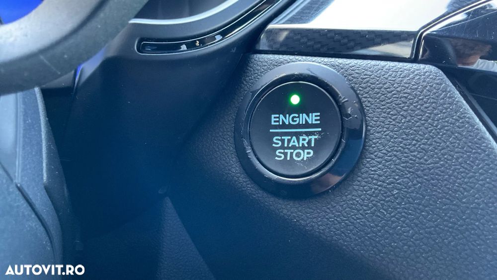 Ford Kuga - 25