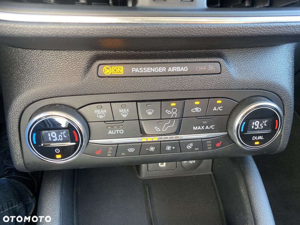 Ford Focus - 22