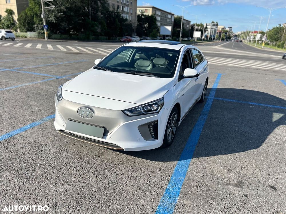 Hyundai IONIQ - 1