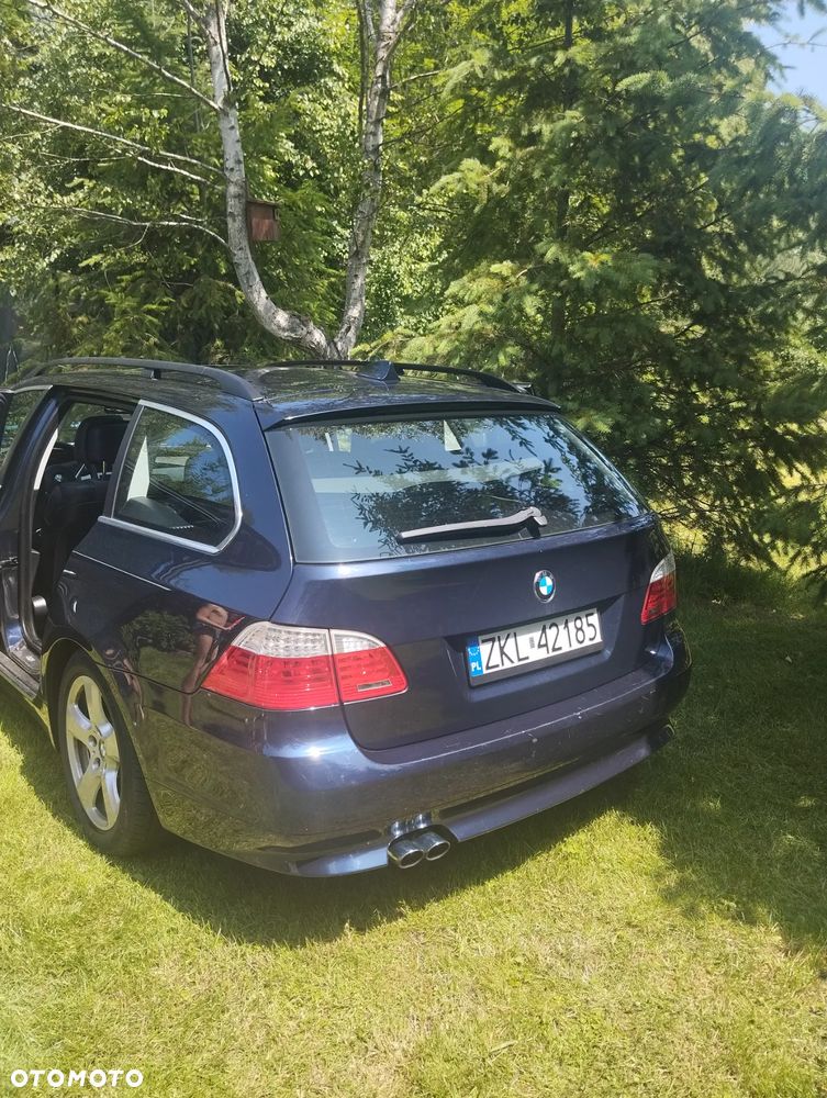 BMW Seria 5 525i xDrive - 12