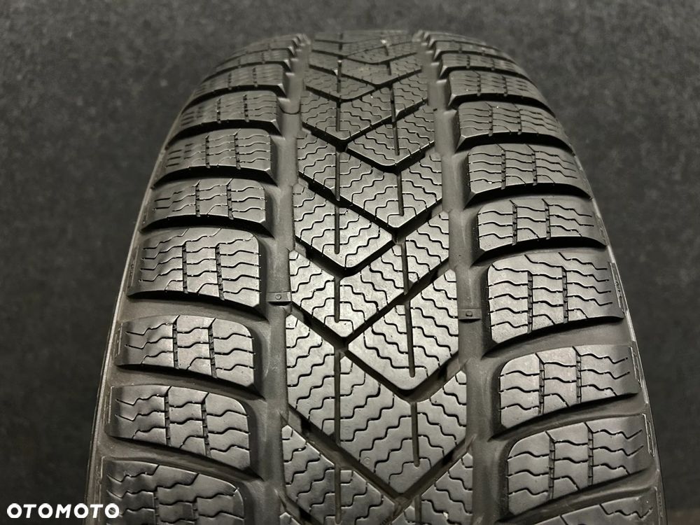 Pirelli SottoZero 3 Winter RSC 225/55/17 97H 1szt. Ładna! - 2