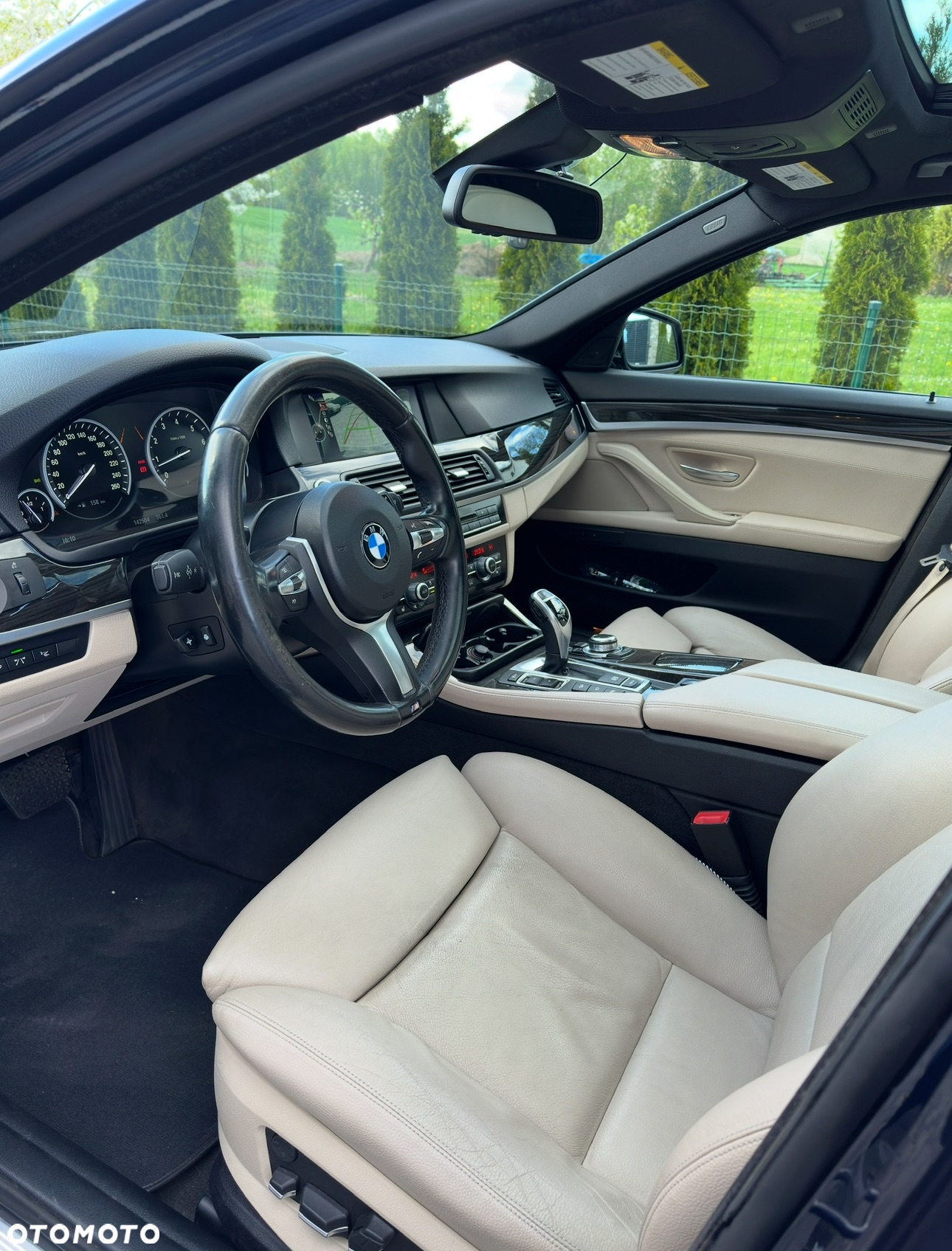 BMW Seria 5 535i xDrive - 12