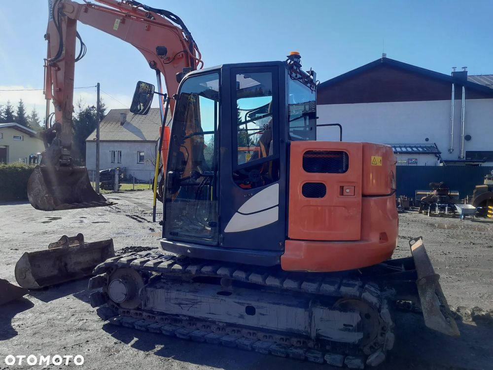 Hitachi ZX85USB-5A, 3149mtg, 2018r. szybkozłącze i 3 łyżki, BEZ DPF - 4
