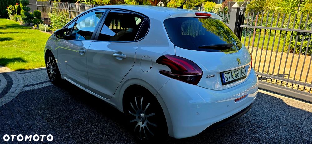 Peugeot 208 1.2 PureTech Style - 13
